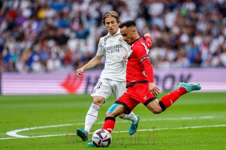 皇马客战巴列卡诺名单:魔笛领衔 贝林等人缺席 皇马客战巴列卡诺名单:魔笛领衔 贝林等人缺席